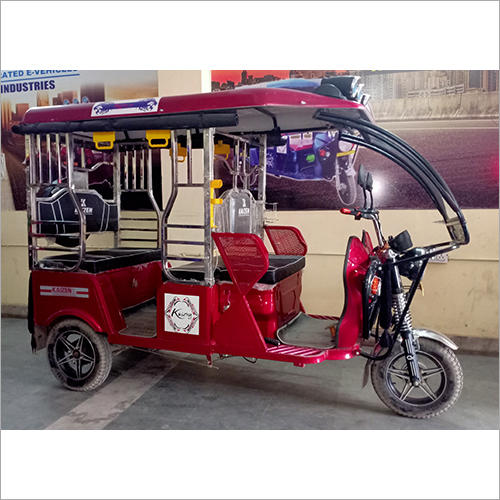 Steel Body Electric Rickshaw