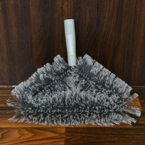 Cobweb Brush Triangle