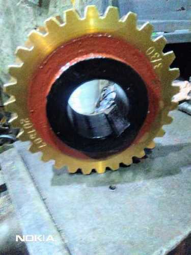 Worm Gear - Steel, Golden Finish | Medium to High Reduction, Self-Locking for Heavy Loads in Rolling, Sugar, Clothing Industries
