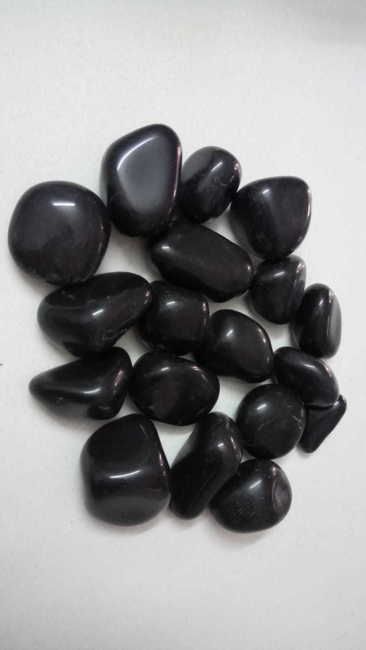 Jet Black natural rough Pebble Stone round grevels natural pebbles rough stone black polished black stone