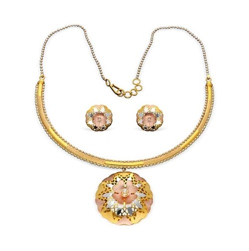 Traditional Gold Necklace Grade: 18 Kt