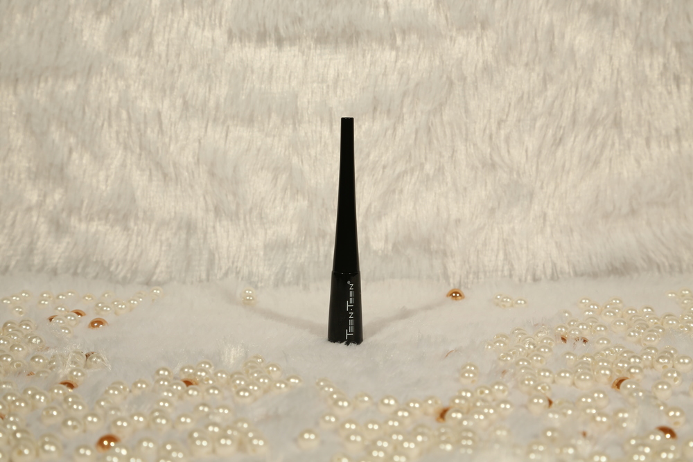 Teen Teen Black Magic Liquid Eyeliner
