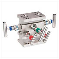 5 Way Manifold Valve - Silver Metal Design | Industrial Application, Manifold Structure