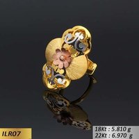 Designer Ladies Gold Ring