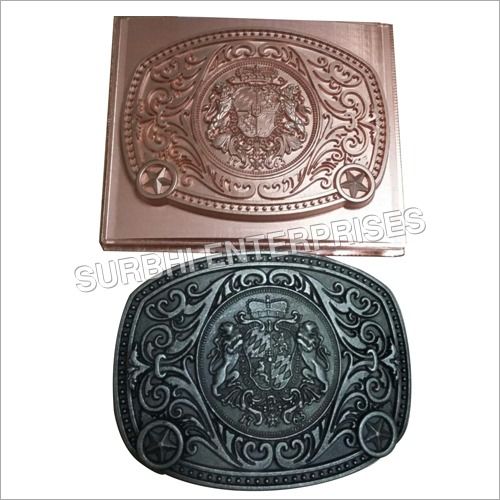 Casting a belt on sale buckle