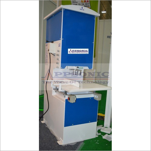Automatic Non Woven Carry Bag Punching Machine