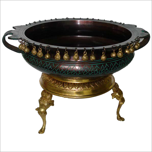 Antique Brass Planter By ORBONIC SOLUTION
