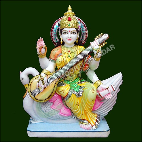 Painting Mata Sarswati Statue