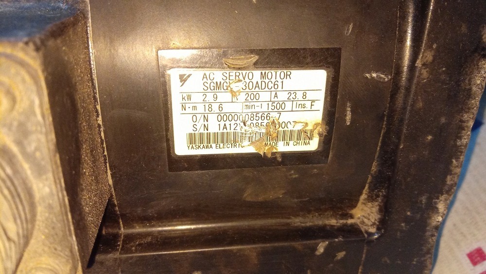 YASKAWA SERVO MOTOR SGMGV-30ADC61