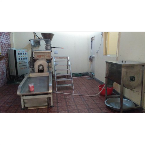 Semi Automatic Pasta Extruder 200 Kg-h