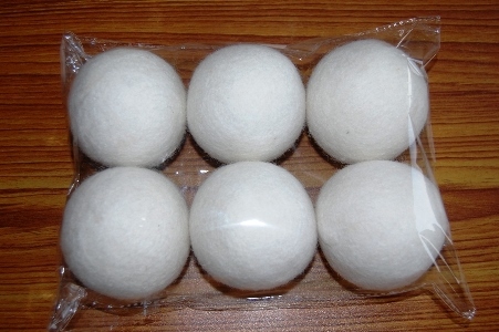 Felt White Wool Dryer Ball