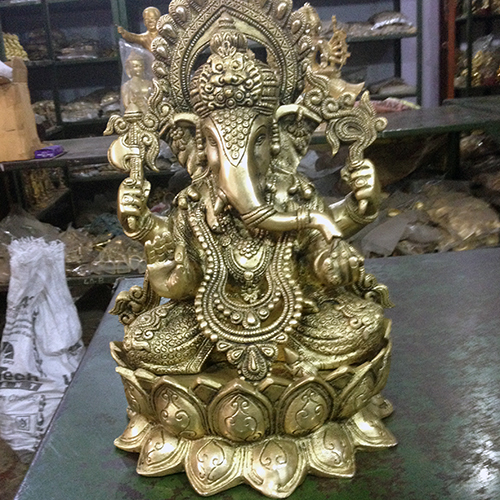 Lord Ganesha Statue By OM EXPORTS
