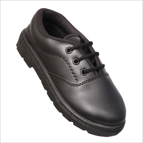 Relaxo black school on sale shoes