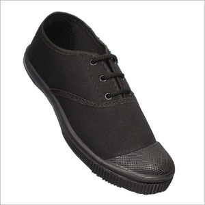 black pt shoes
