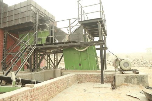 Stone crushing plant