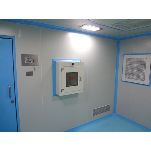 Modular Lab Room With Pass Boxes By EVOLUTION VISION