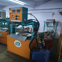 Fully Automatic Hydraulic Dona Pattal Making Machine
