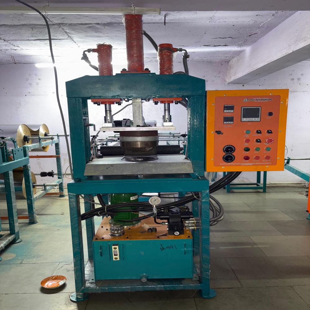 Fully Automatic Hydraulic Wrinkle Plate Making Machine - 4" To 18" Die Size, 2000-3000 Pcs/hr Production | One Year Warranty On Motor, Blower, And Programmable Timer