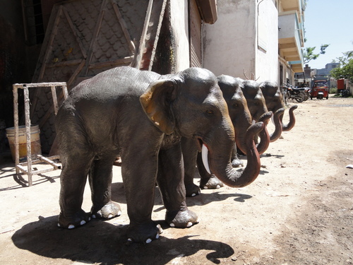 FRP ELEPHANT STATUES