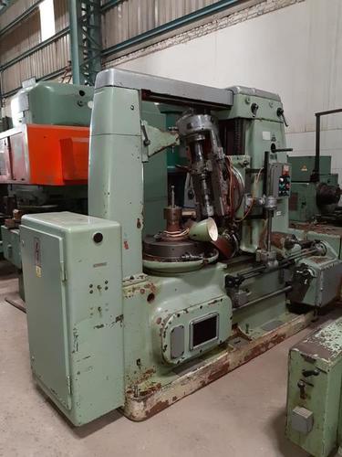 TOS  FO 6 Gear Hobbing Machine