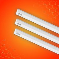 Polarise 18w Tube Light - Poly Carbonate, 46 Inch | Low Power Consumption, High Efficiency >90%, Flicker Free, Lead Free Compliant, Wall Mount