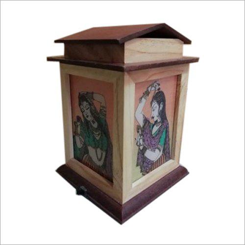 Polished Wooden Painting Box