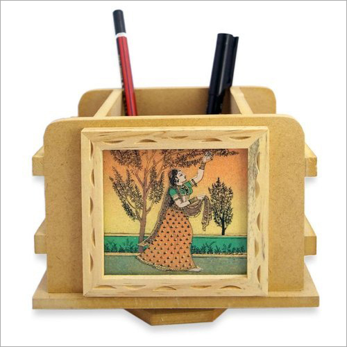 Polished Painted Wooden Pen Stand
