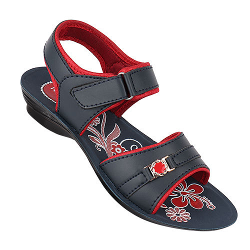 ladies pu slipper design