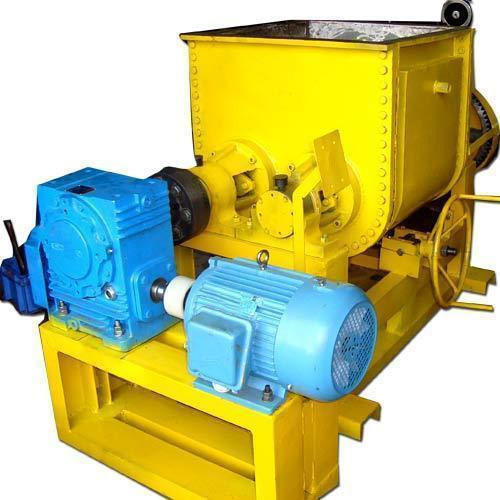 Detergent Cake Making Machine Capacity: 50 Kg/Hr