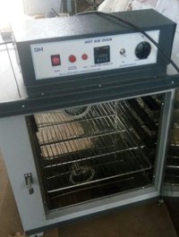 LABORATORY HOT AIR OVEN