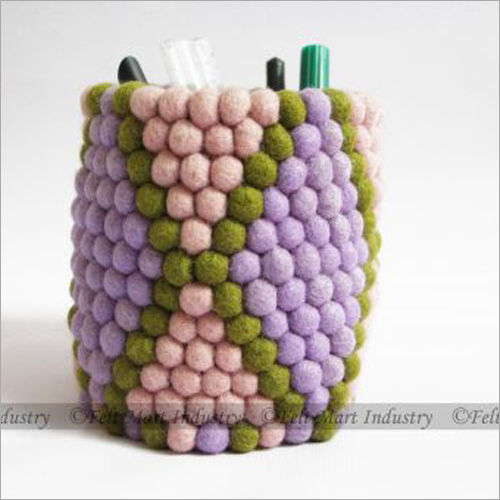 Light Weight 3 Colour Felt Pen Holder