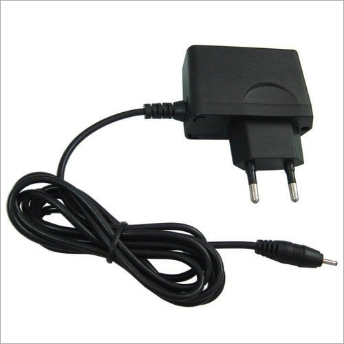 Black Mobile Charger - Plastic Body, 12V Output Voltage, 50A Output Current | USB Type C Interface, 6 Months to 1 Year Warranty