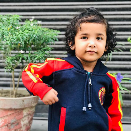 Primary School Hoodie - Woolen Fabric, Unisex Fit for Kids Aged 3-5 Years | Soft Texture, Zippered Closure, Washable, Vibrant Red & Blue Design