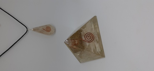 ORGONE SELENITE PYRAMID WITH TEARDROP PENDANT