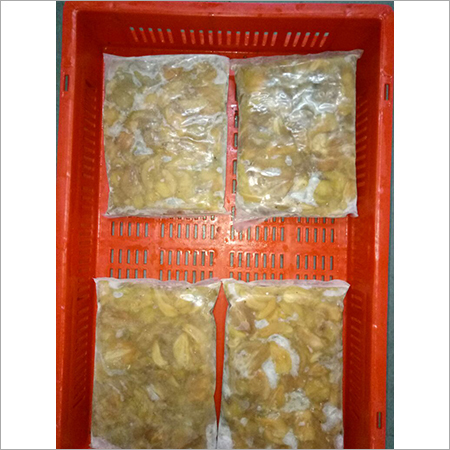 Frozen Chikoo Slice - Twist of Flavor, Rich in Vitamin A and C | High-Quality Fruit, Advanced Manufacturing Process