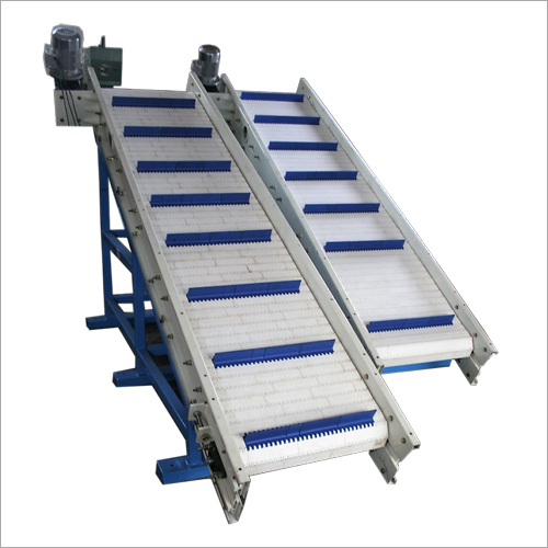 Inclined Cleated Food Grade Link Chain Conveyor By PSI TECHNOLOGIES INC.