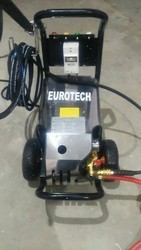 High Jet Pressure Washer Capacity: Heavy Duty Brass Triplex Plunger Pump Kg/Hr