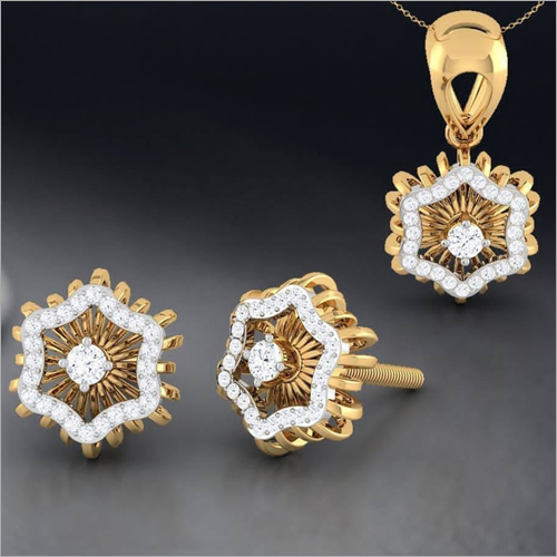 Ladies Stylish Gold Pendant Set Ladies Stylish Gold Pendant Set