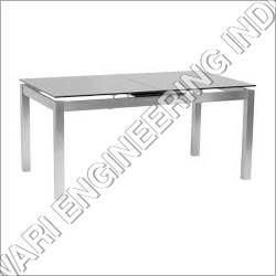 SS Hotel Table