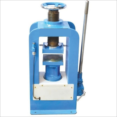 Hand Operated Compression Testing Machine