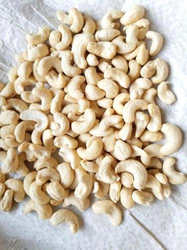 Nice Dried and Raw Cashew Nuts