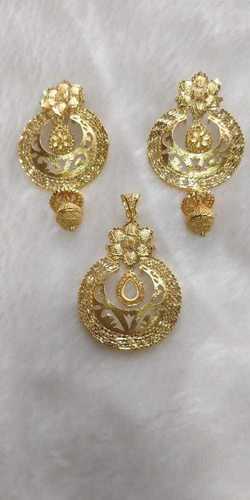 Pendant & Earring Sets Gender: Women