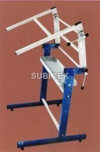 Drawing Stand - Color: White Blue