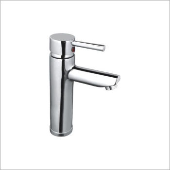 Single Lever Kitchen Taps Size: Available In Multiple Size