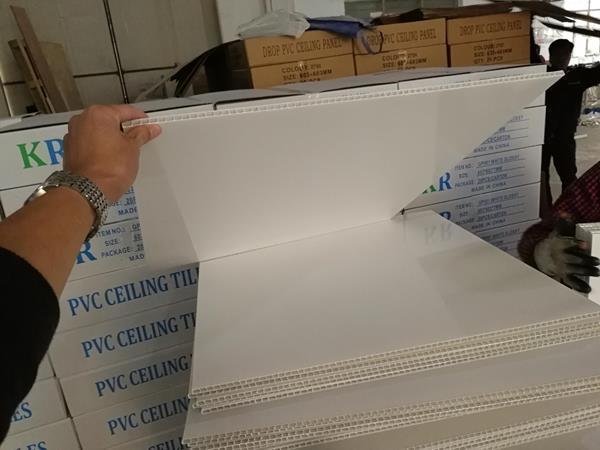 White color PVC Ceiling Tile