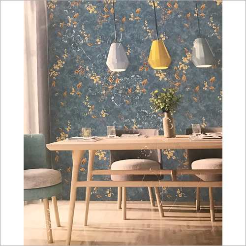 Indoor Floral Wallpaper Application: Decore