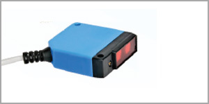 31 x 20 x 12 3 Wire DC Retro Reflective Sensor