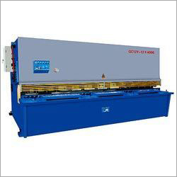 Sheet Cutting Shearing Machine