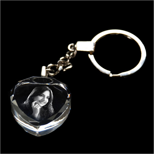 Crystal Keyring Cube - Customized Size, Transparent Crystal, Thickness 6 to 200 mm | Unique Style & Elegant Design