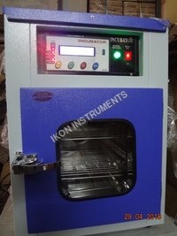 Bacteriological Incubator (Memmert Type)